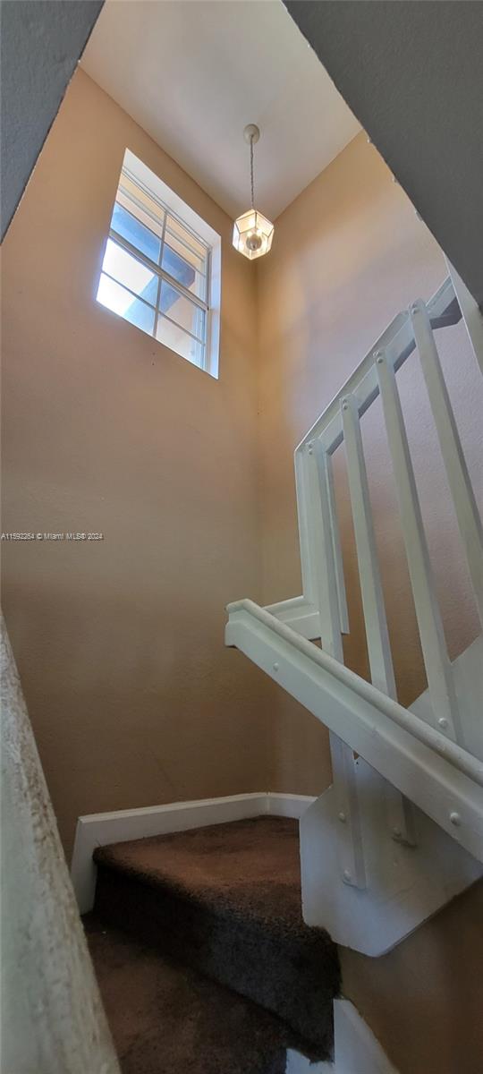 1595 NE 33rd Rd # 3 Unit: 109-3