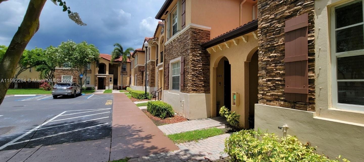 1595 NE 33rd Rd # 3 Unit: 109-3