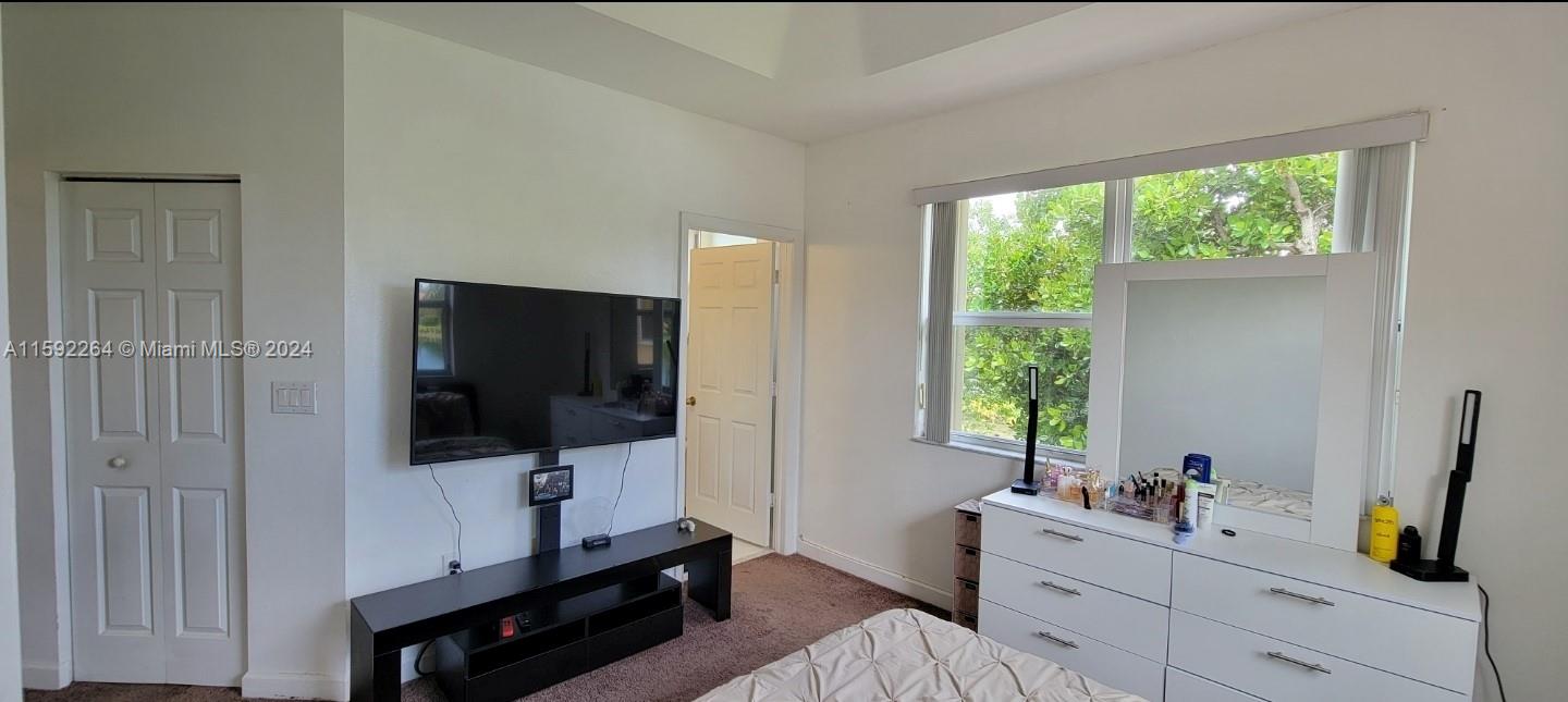 1595 NE 33rd Rd # 3 Unit: 109-3