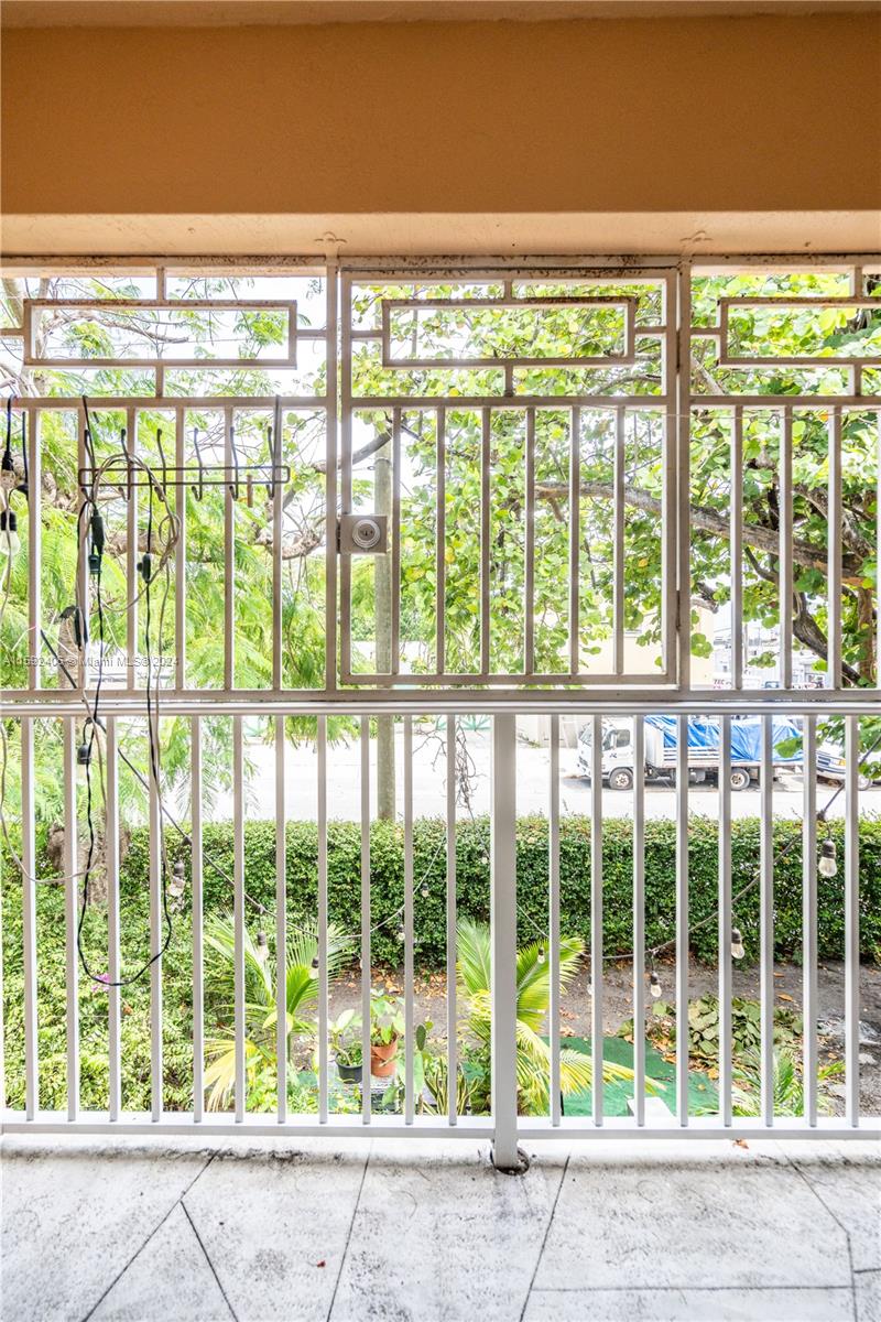 2651 NW 26th St # 1206