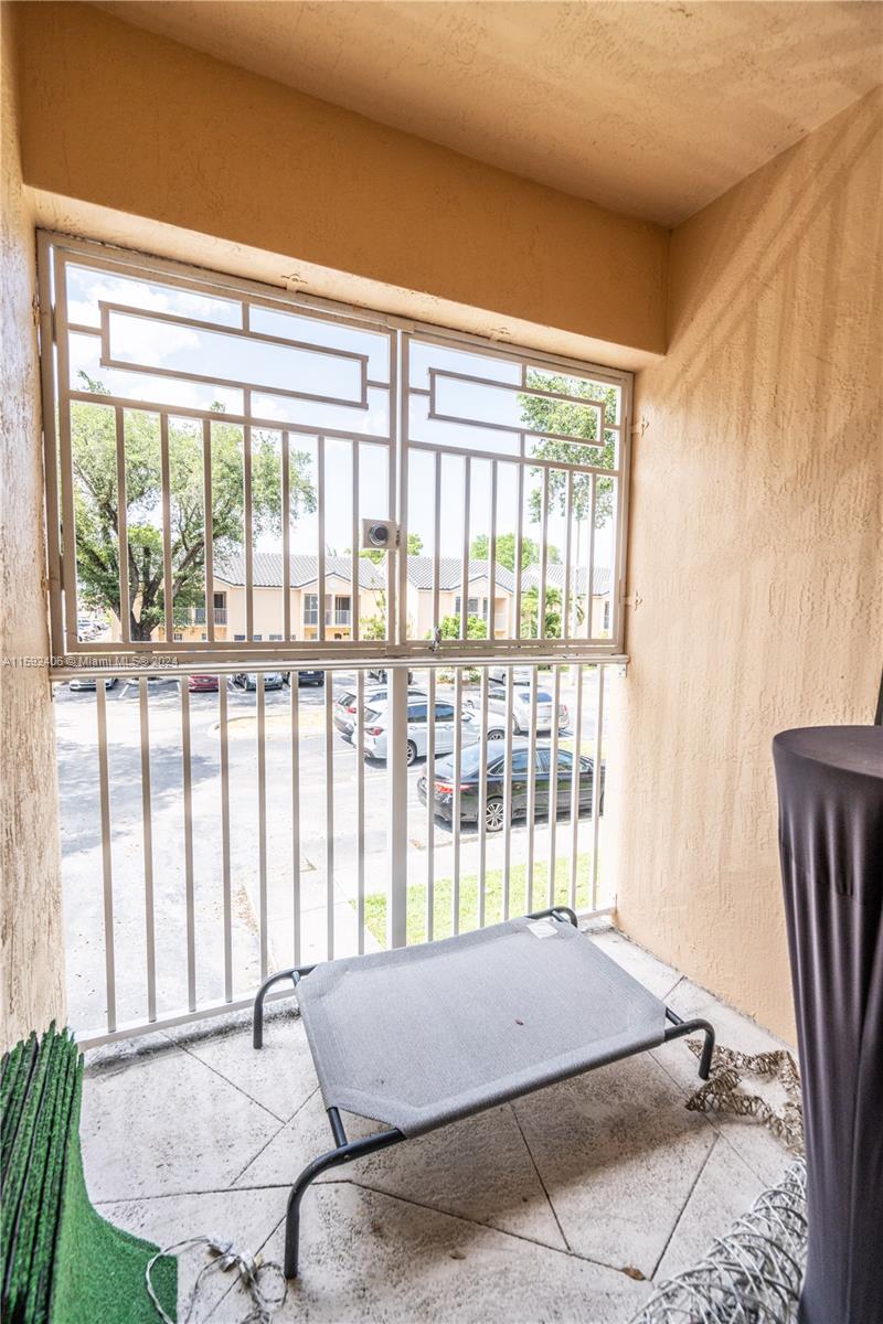 2651 NW 26th St # 1206