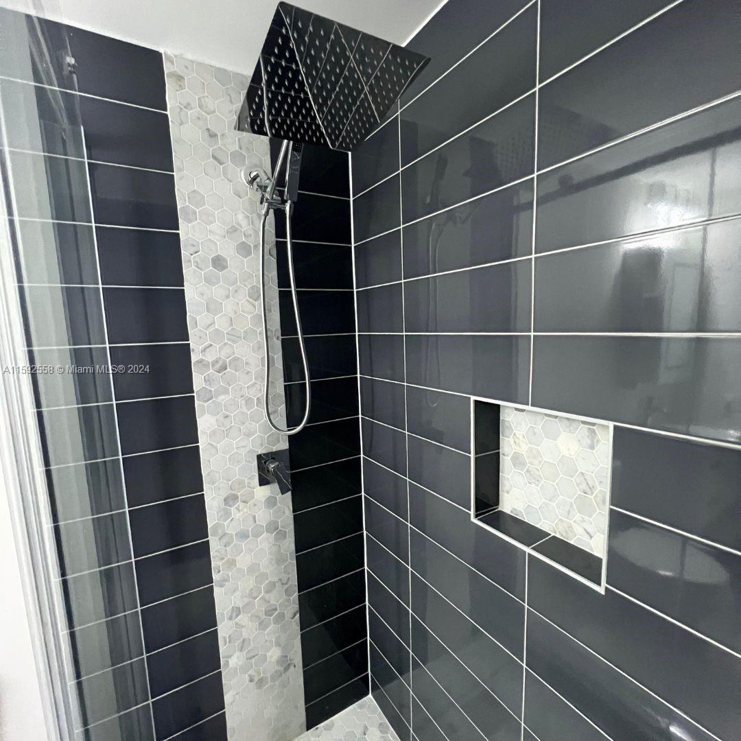 185 SE 14th Ter # 1901