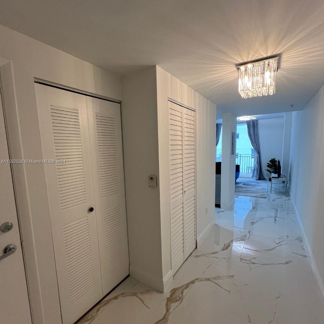185 SE 14th Ter # 1901