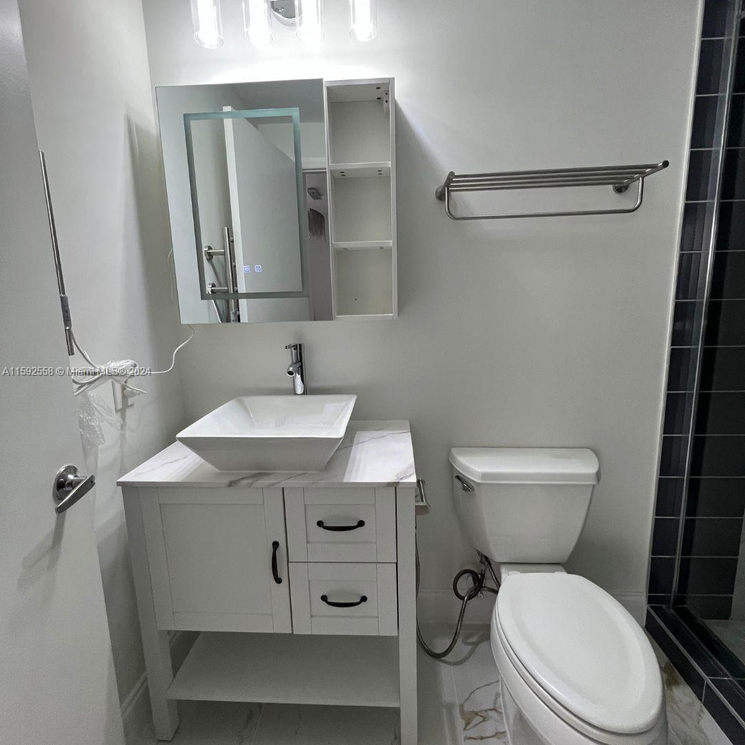 185 SE 14th Ter # 1901