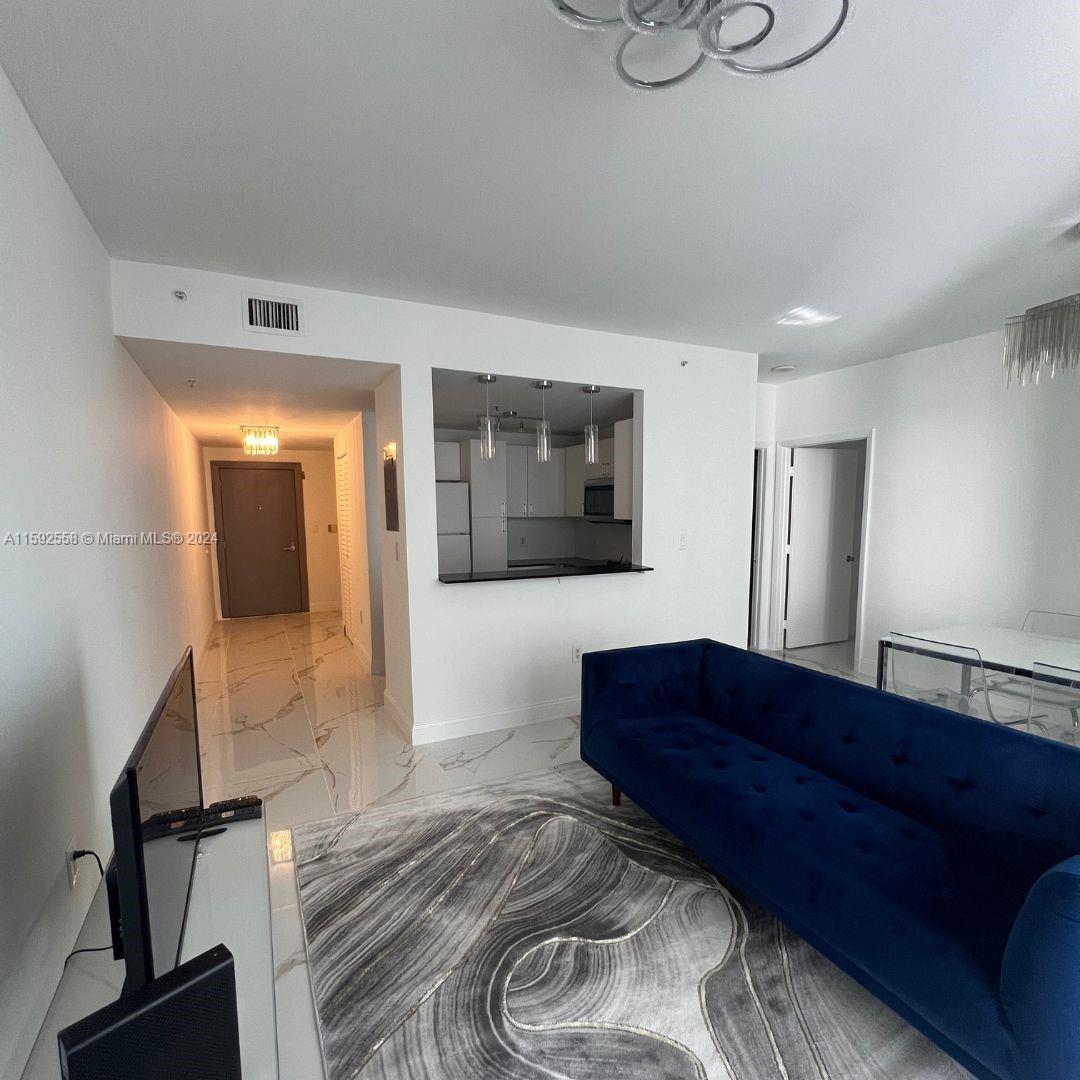 185 SE 14th Ter # 1901