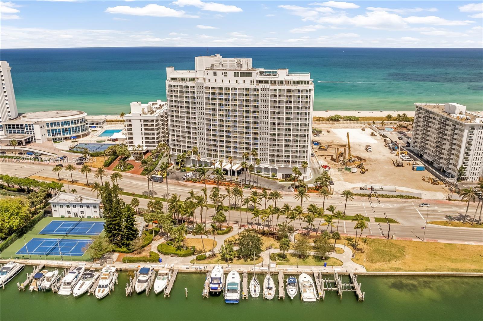 5401 Collins Ave # 1114