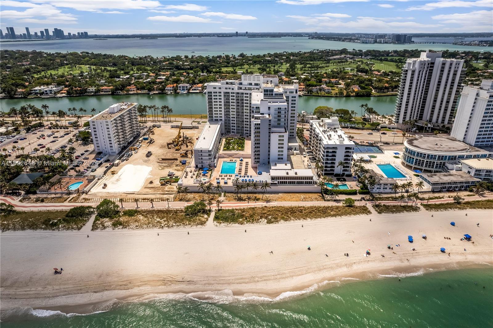 5401 Collins Ave # 1114