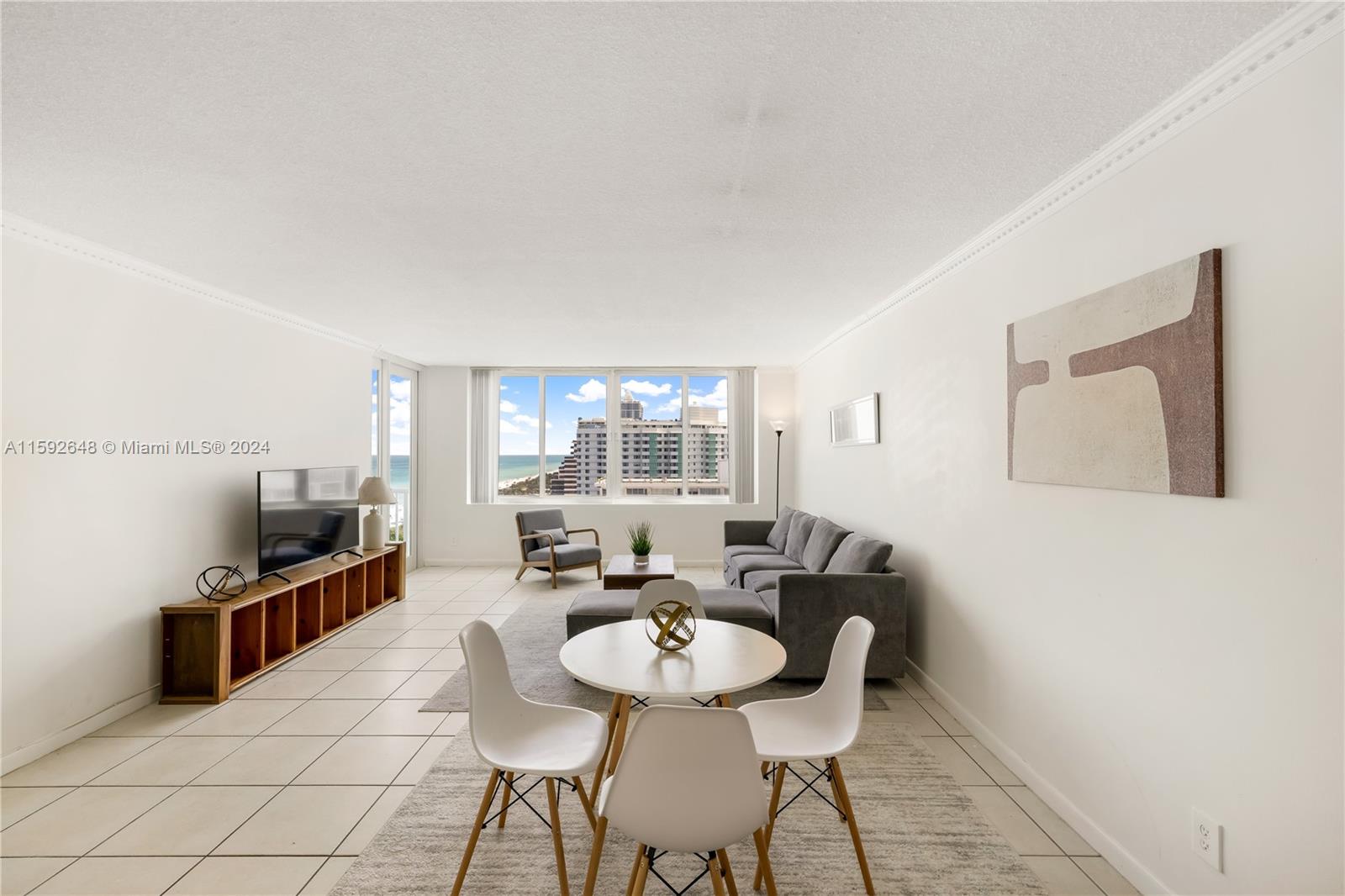 5401 Collins Ave # 1114