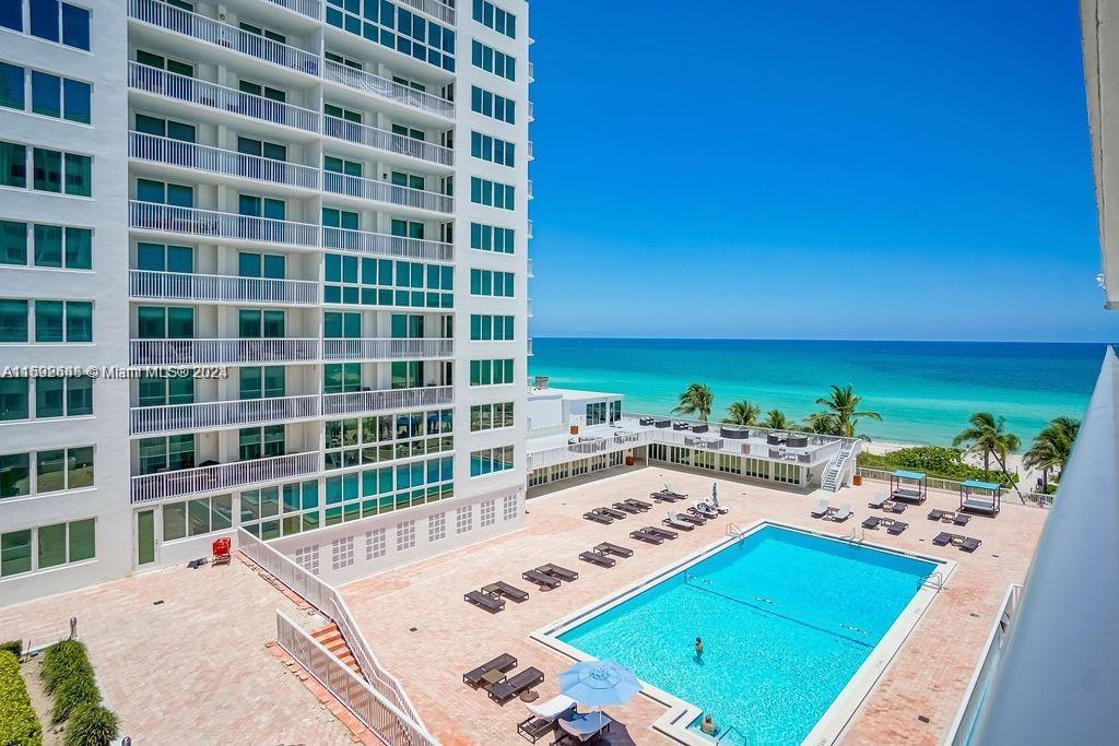 5401 Collins Ave # 1114