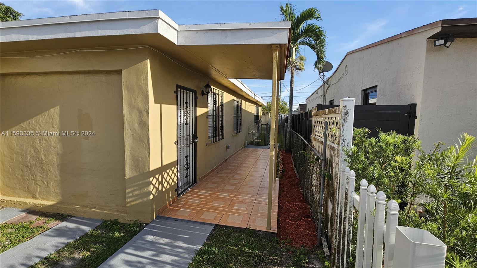 350 E 54th St