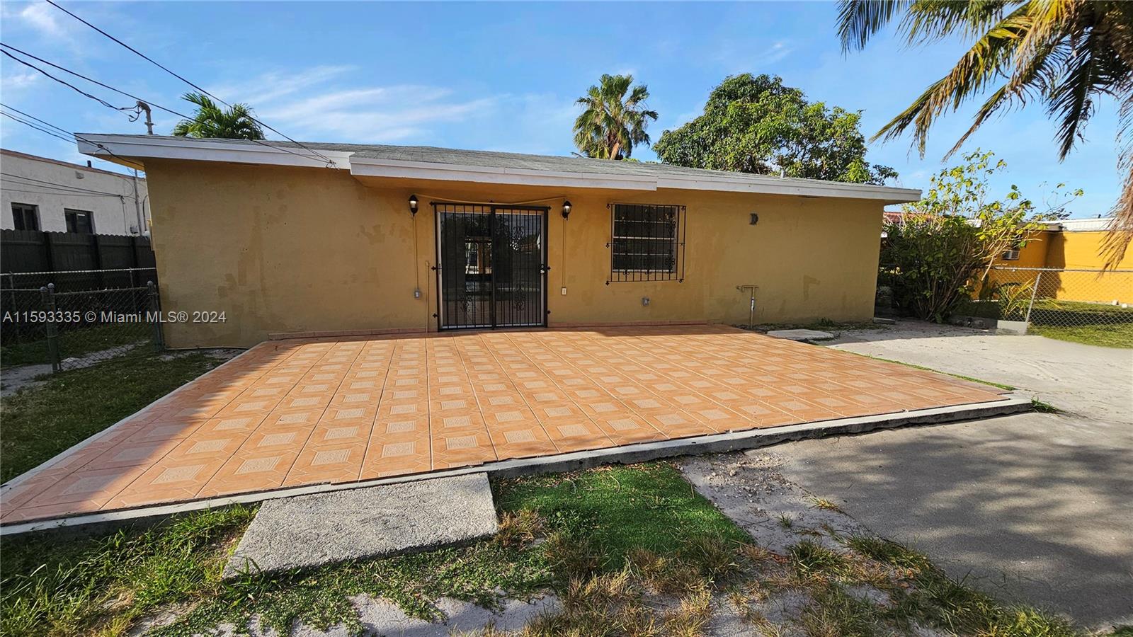 350 E 54th St