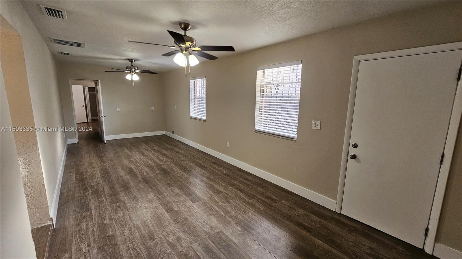 350 E 54th St