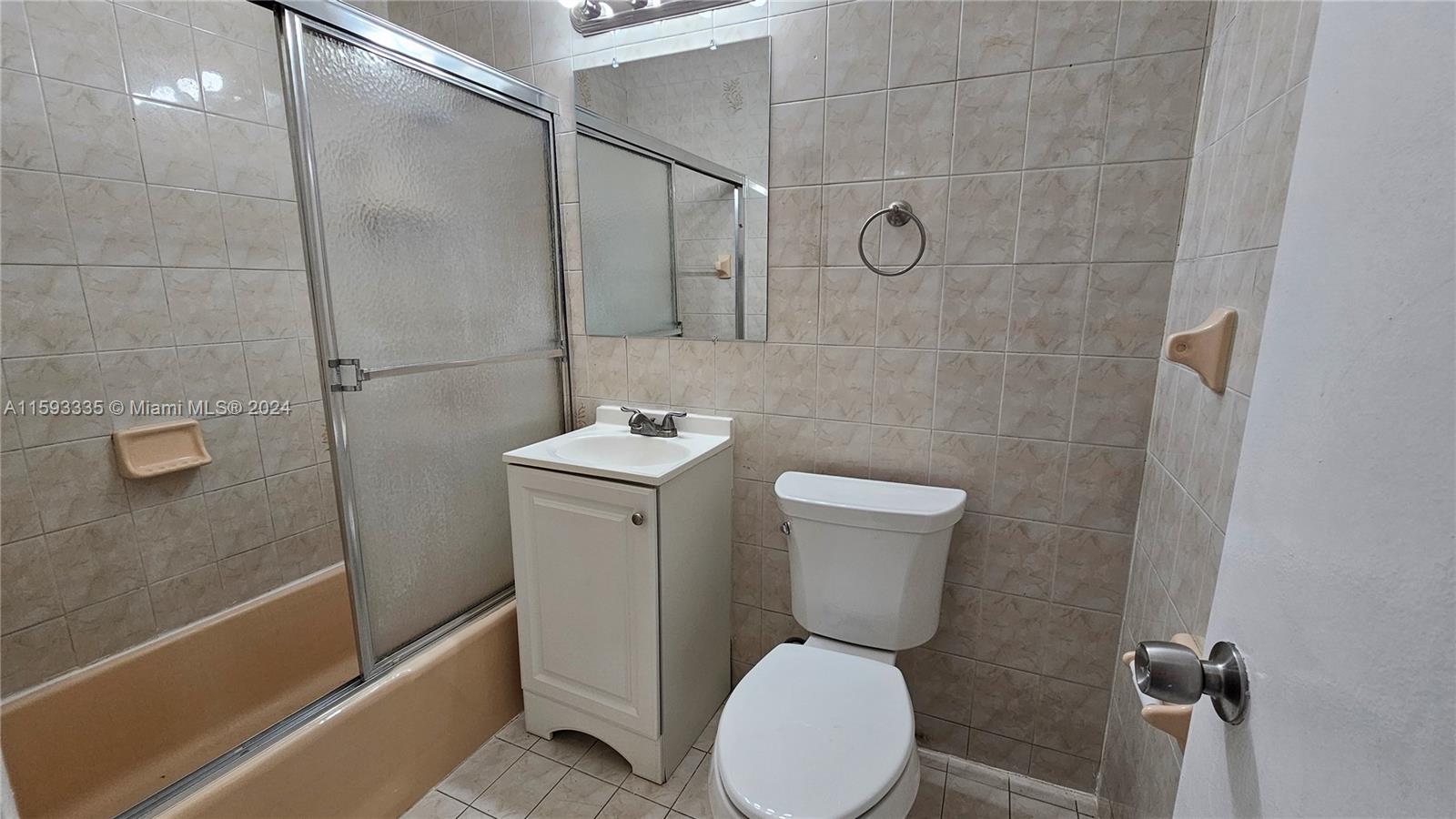 350 E 54th St