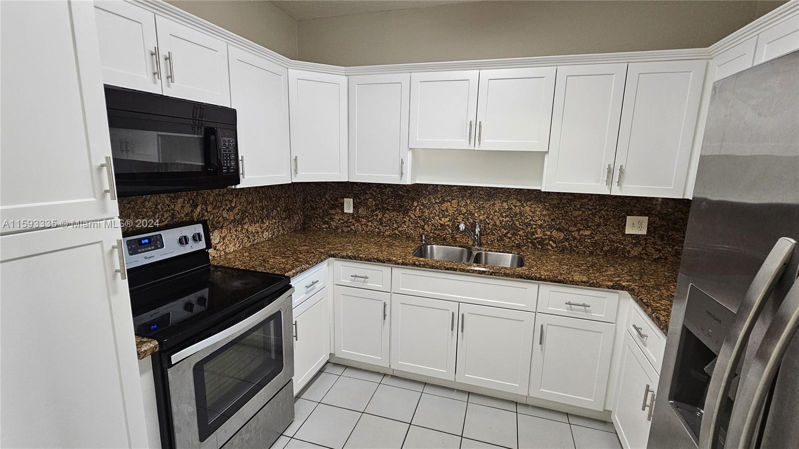 350 E 54th St