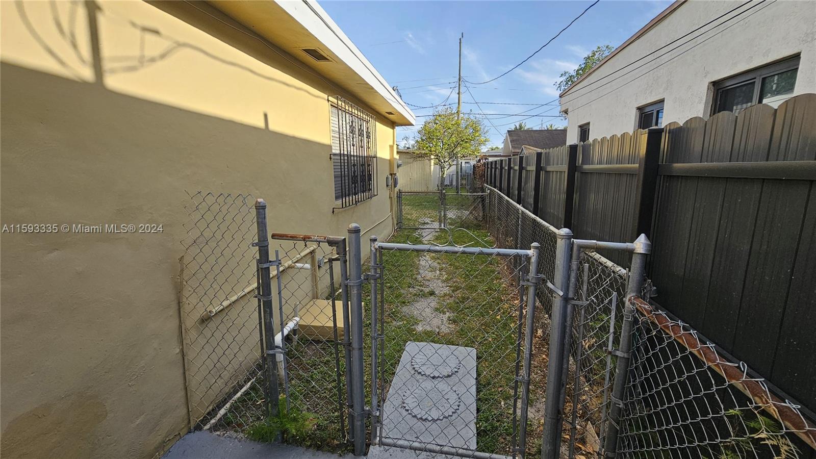 350 E 54th St