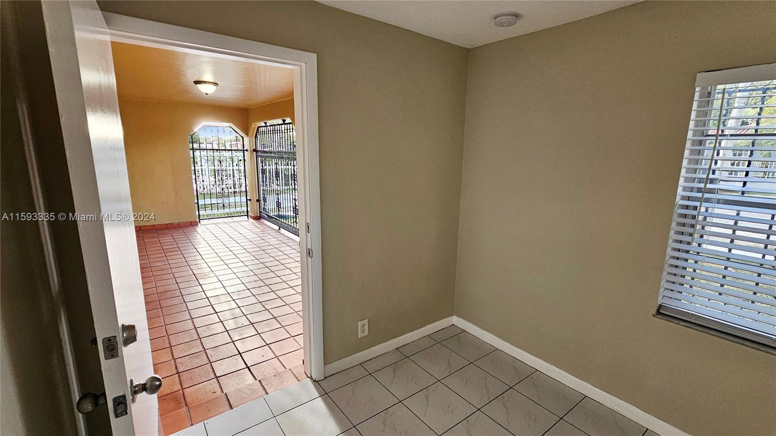 350 E 54th St