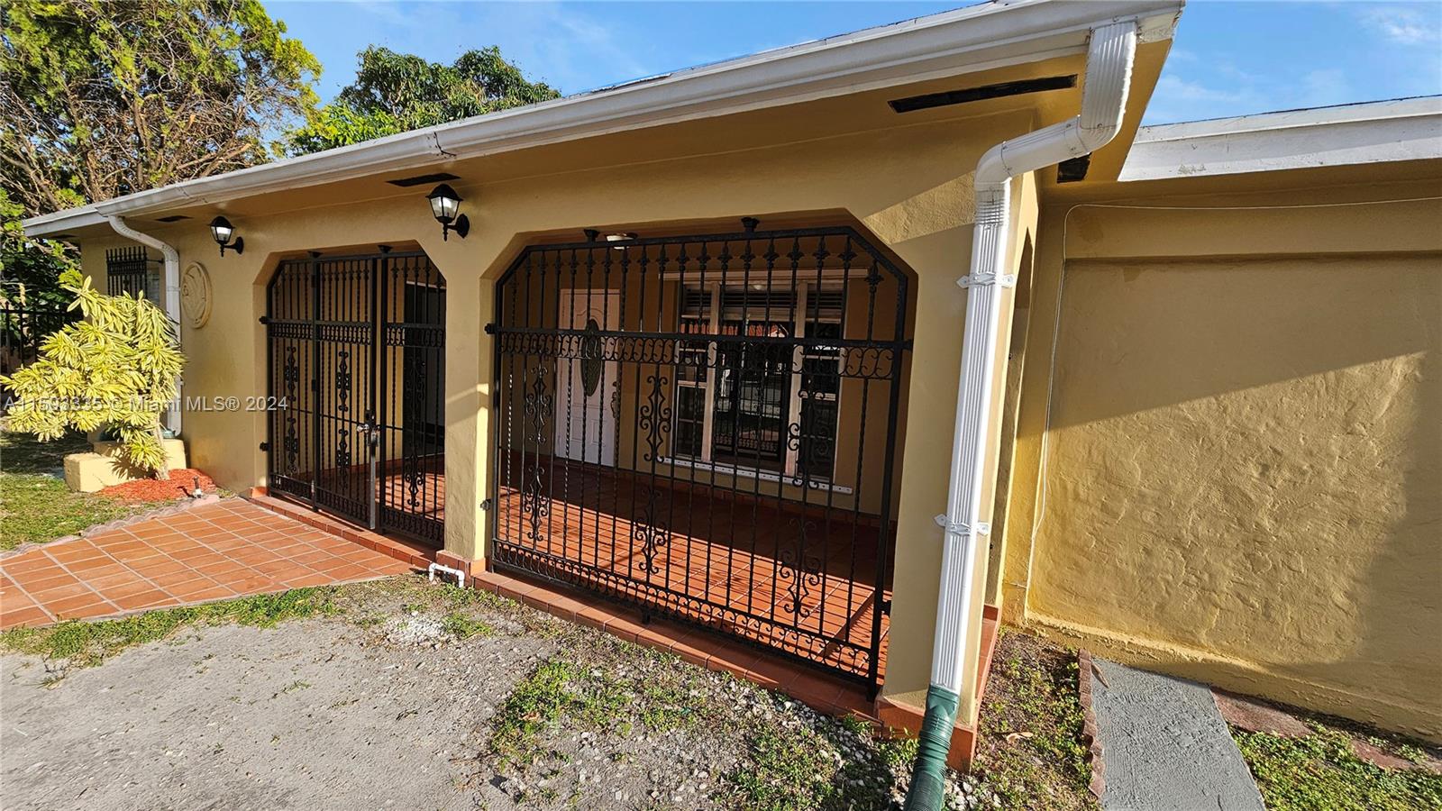 350 E 54th St