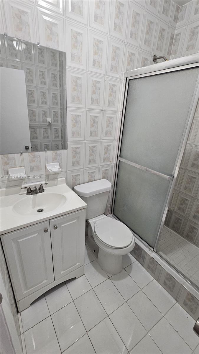 350 E 54th St