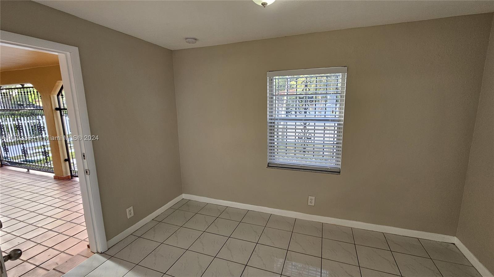 350 E 54th St
