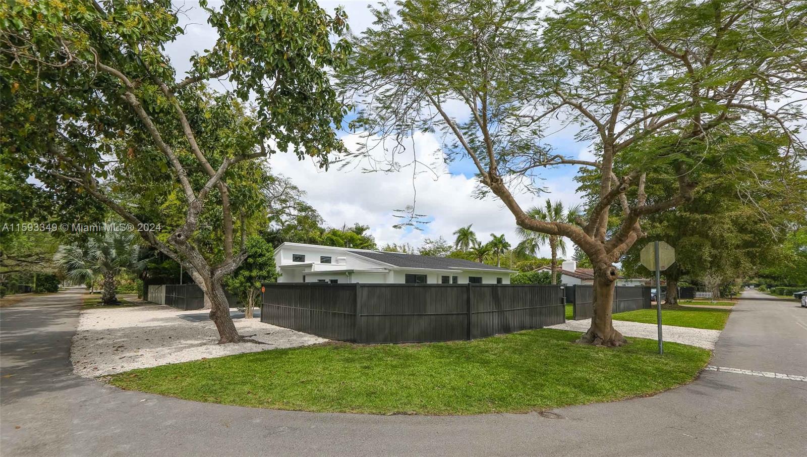 5895 SW 50th Ter # 0