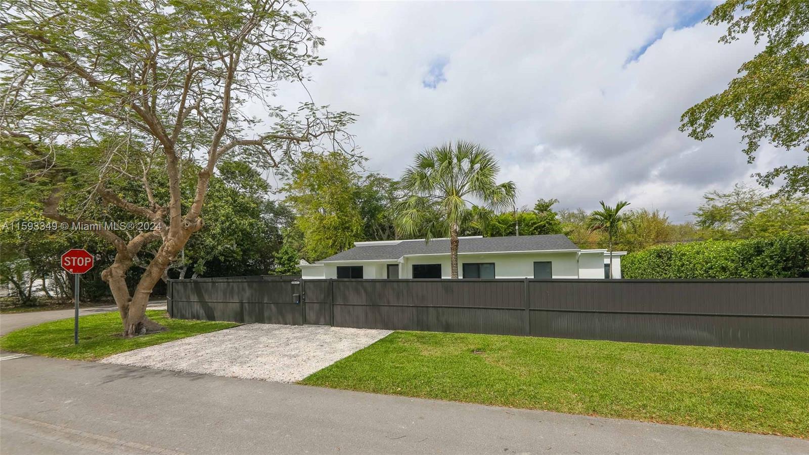 5895 SW 50th Ter # 0