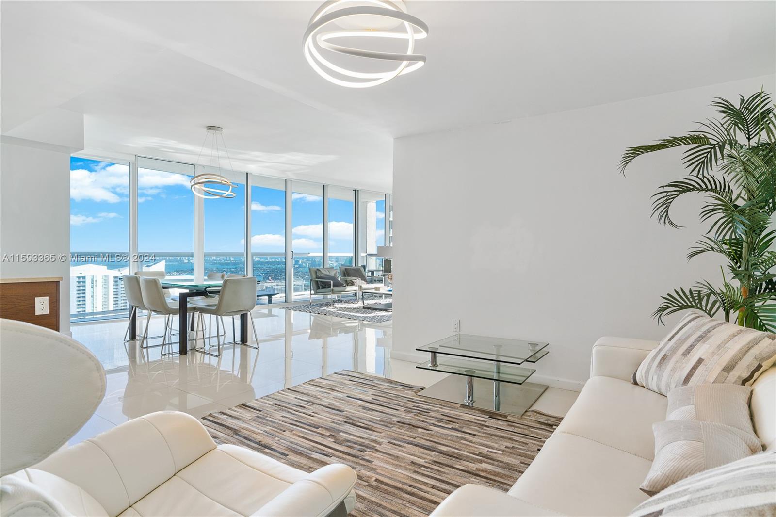 495 Brickell Ave # 4802
