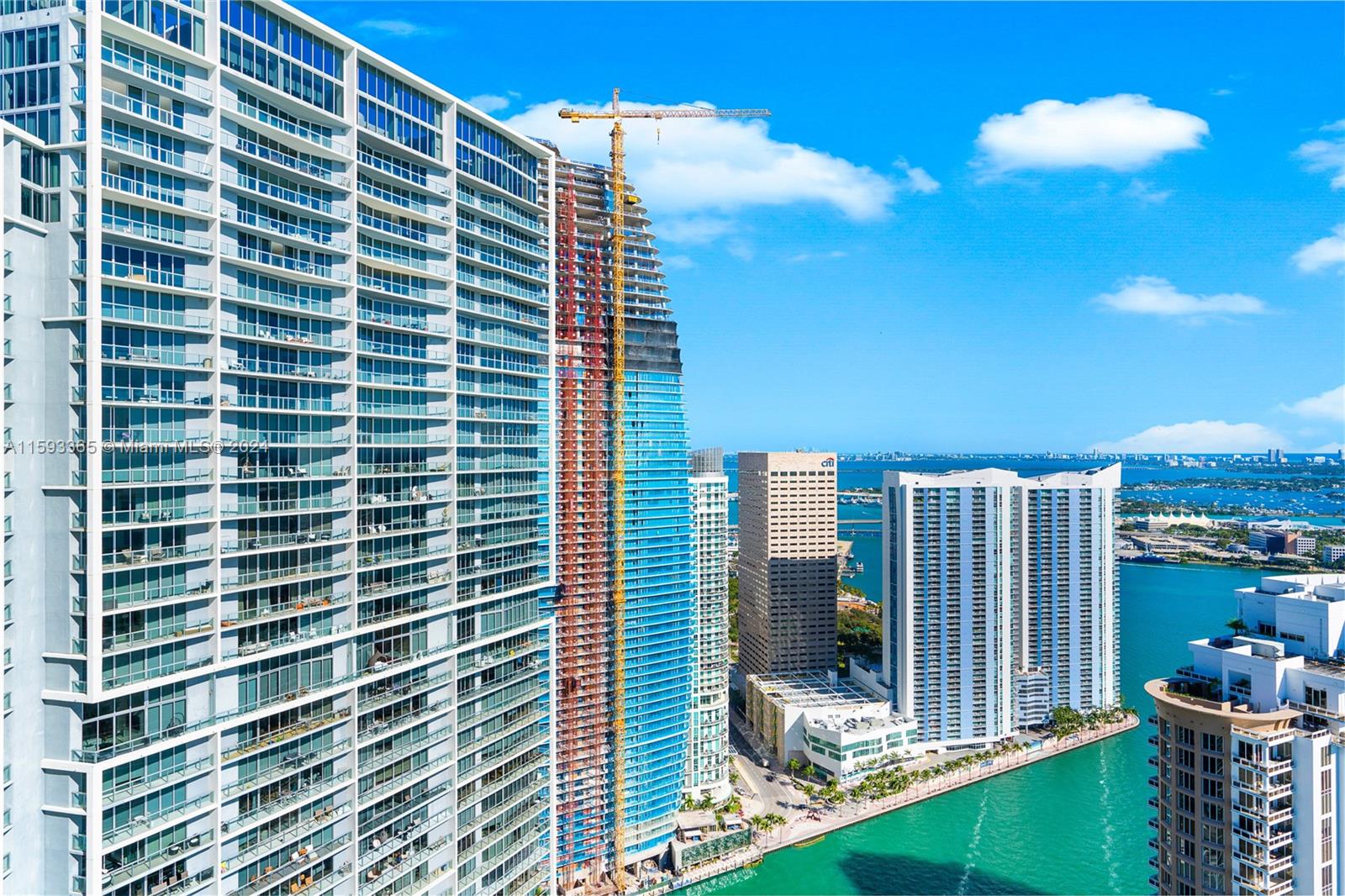 495 Brickell Ave # 4802