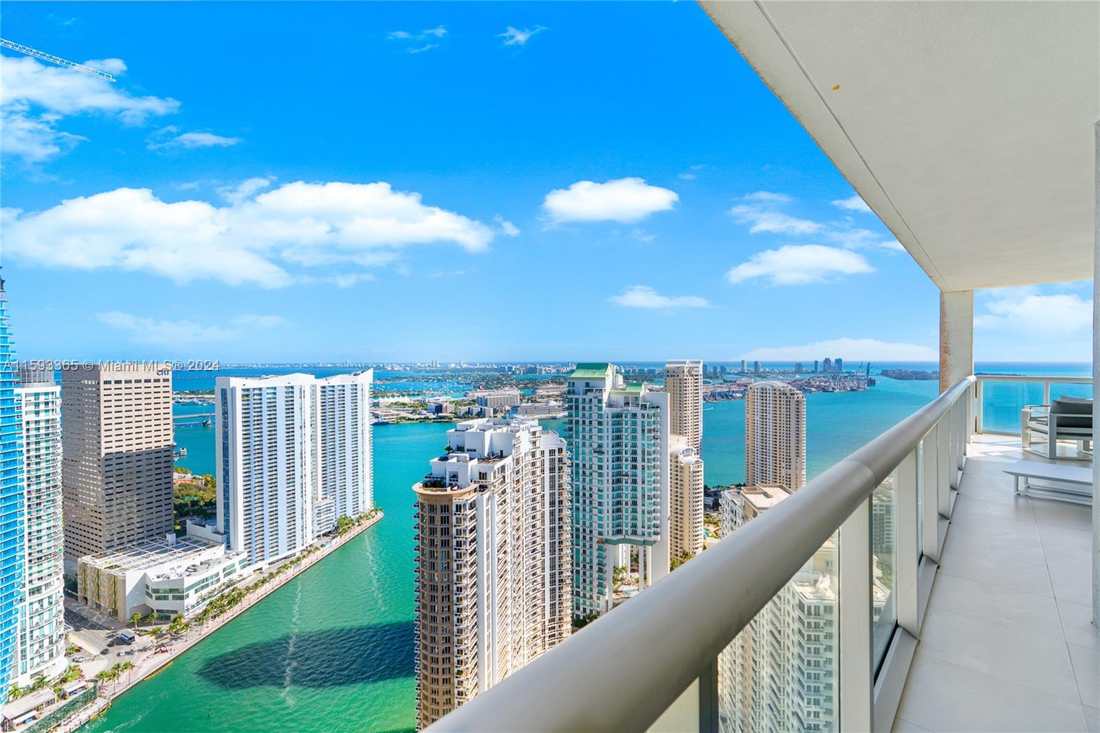 495 Brickell Ave # 4802