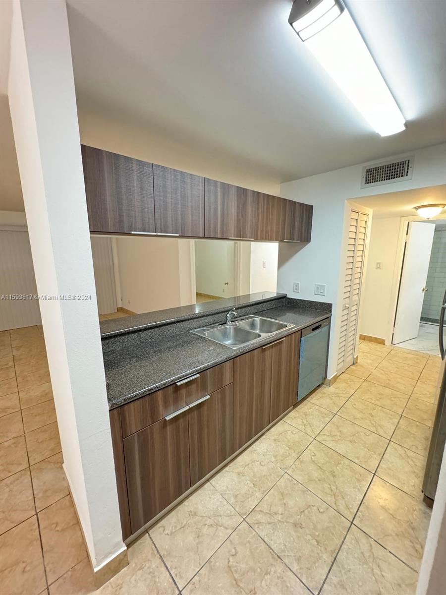 15751 SW 106 Ter # 102
