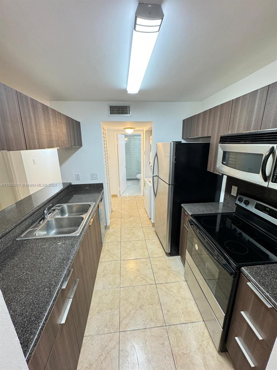 15751 SW 106 Ter # 102