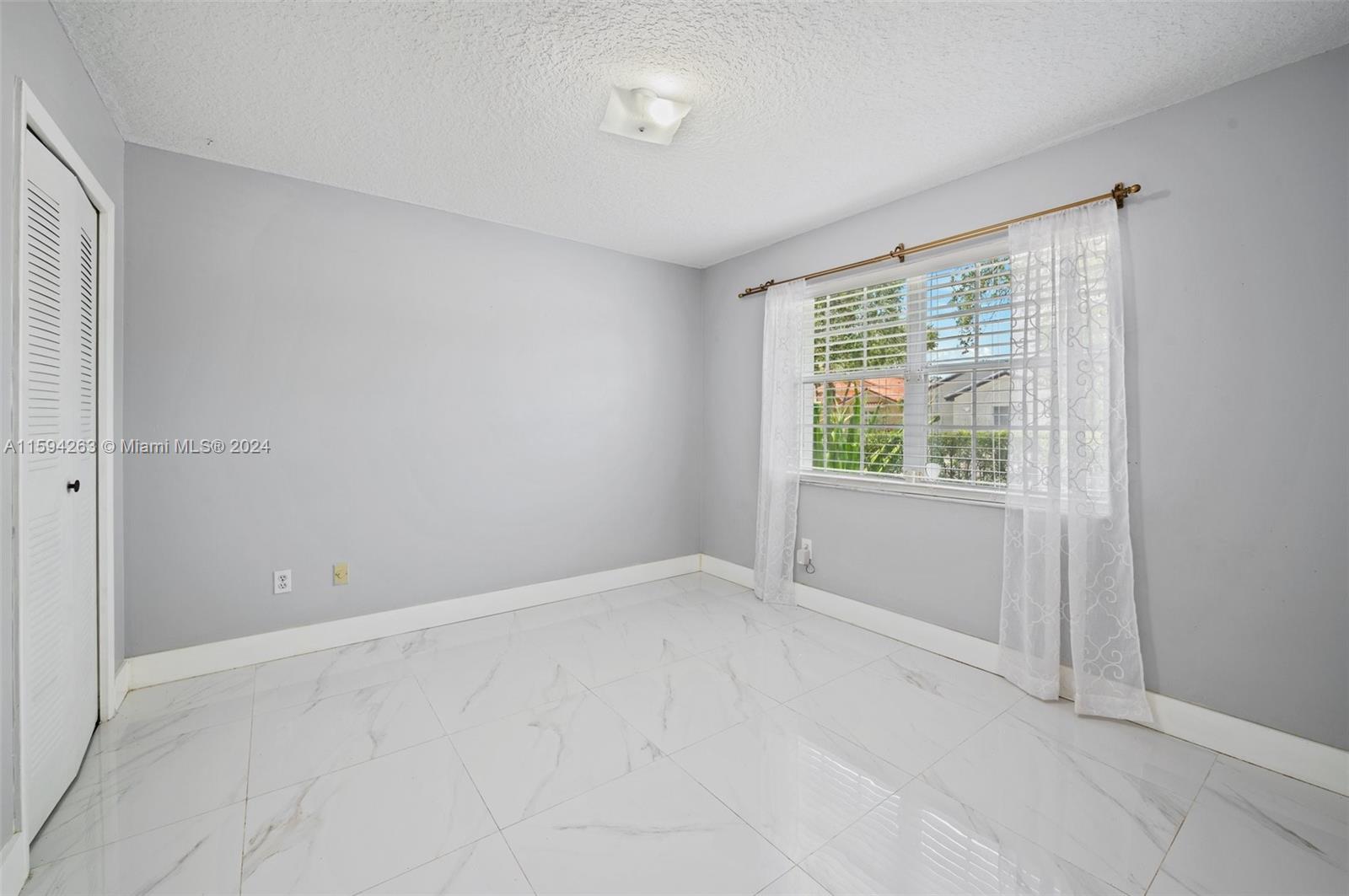 15145 NW 89th Ct