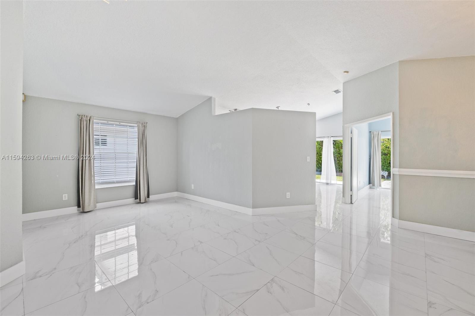 15145 NW 89th Ct