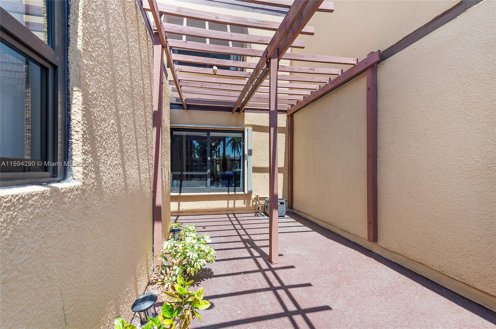 1361 W Golfview Dr # 1361