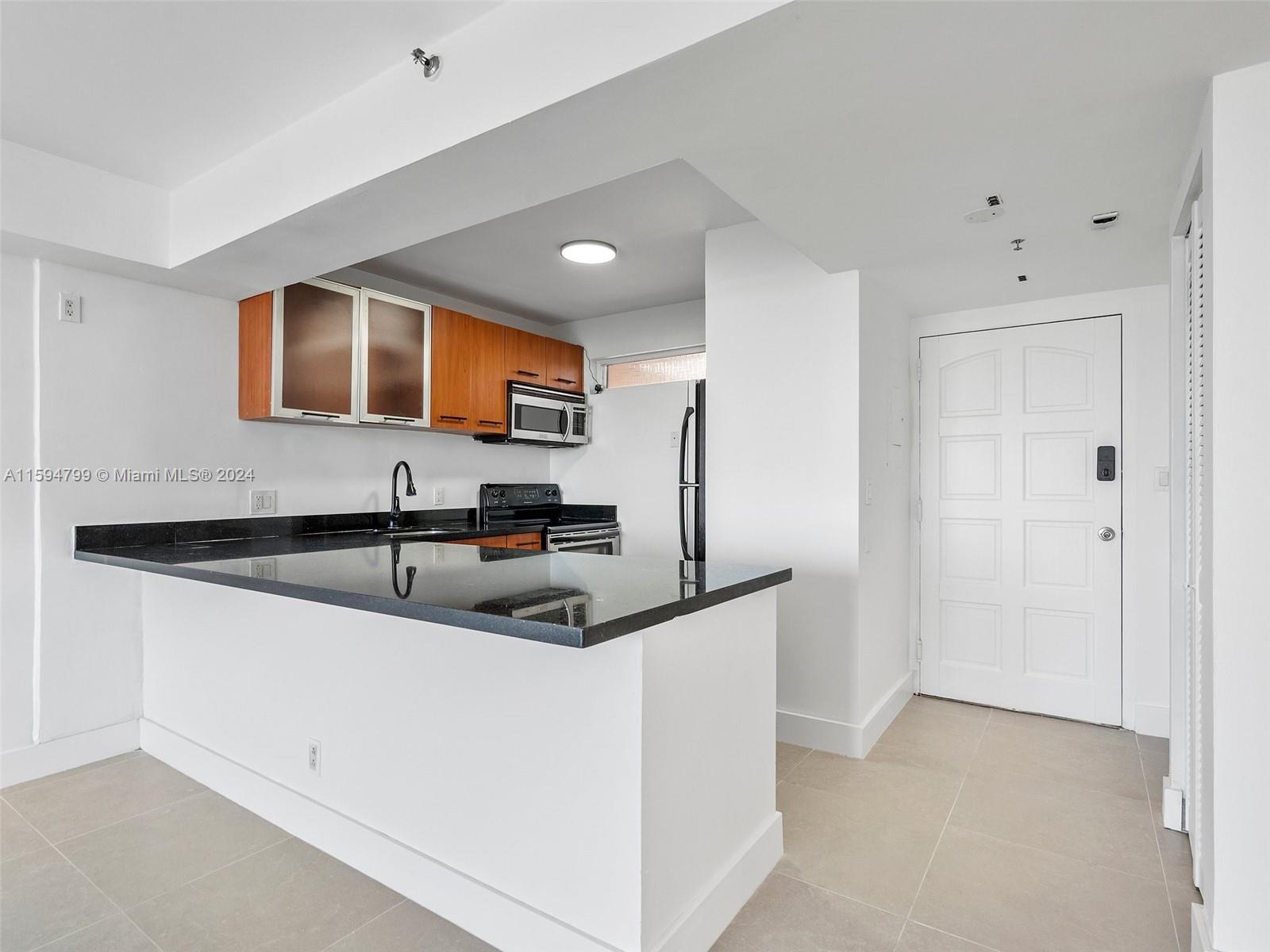 650 NE 64th St Unit: GPH5