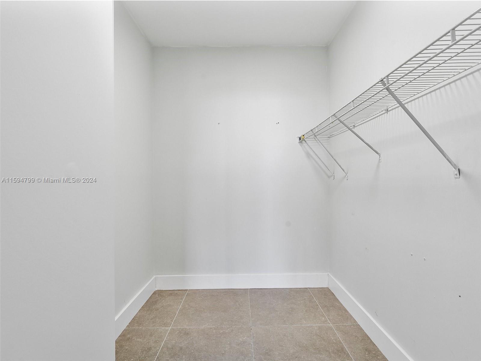 650 NE 64th St Unit: GPH5