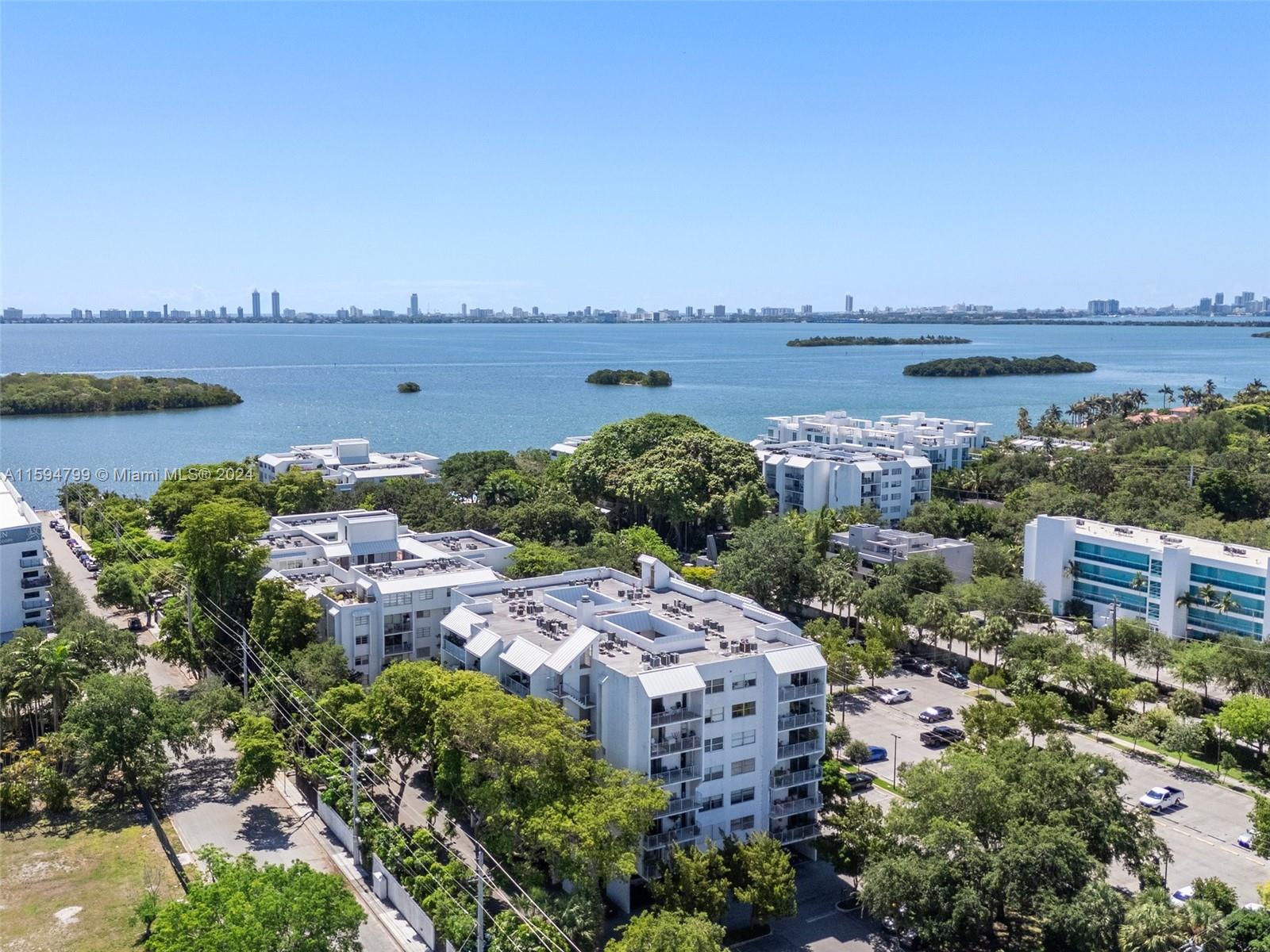 650 NE 64th St Unit: GPH5