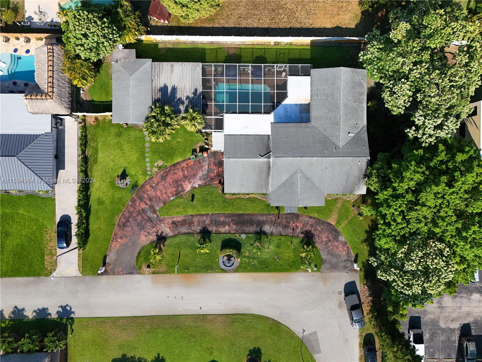 2670 SW 87th Ave