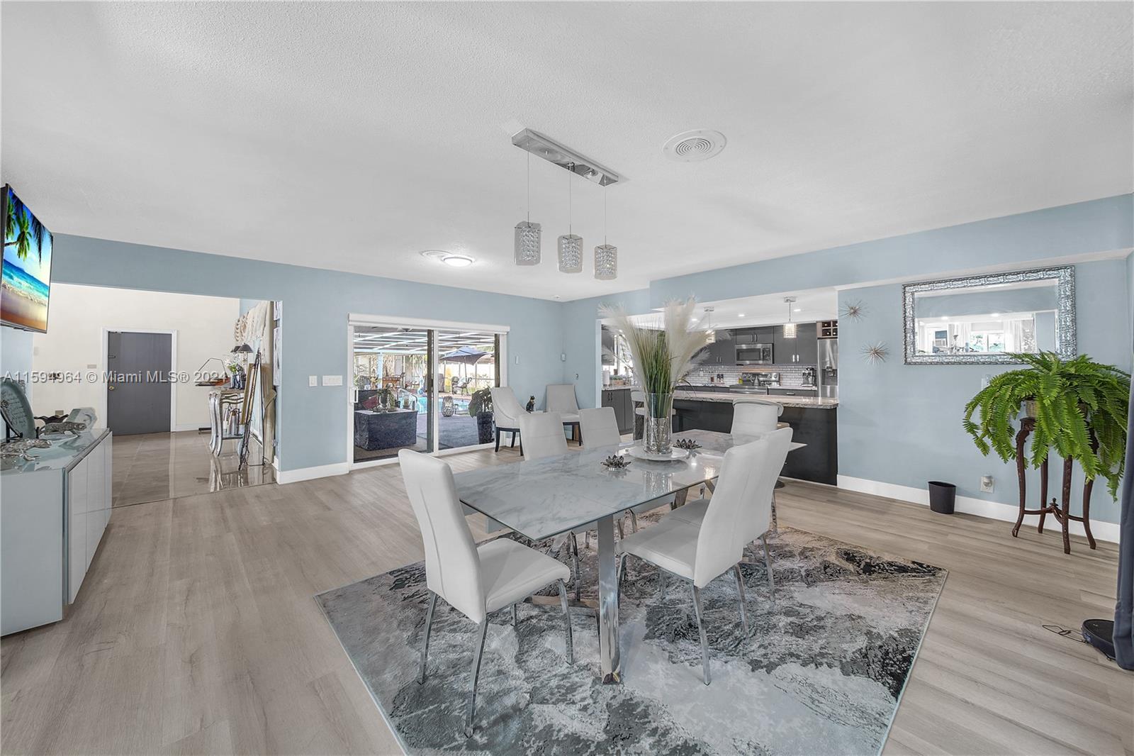 2670 SW 87th Ave