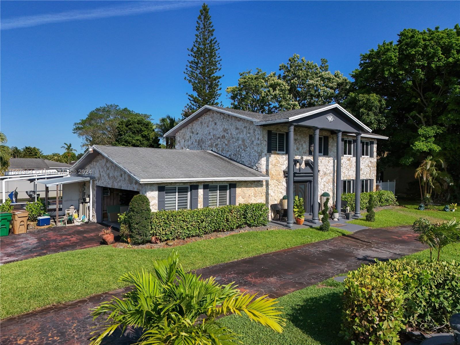 2670 SW 87th Ave