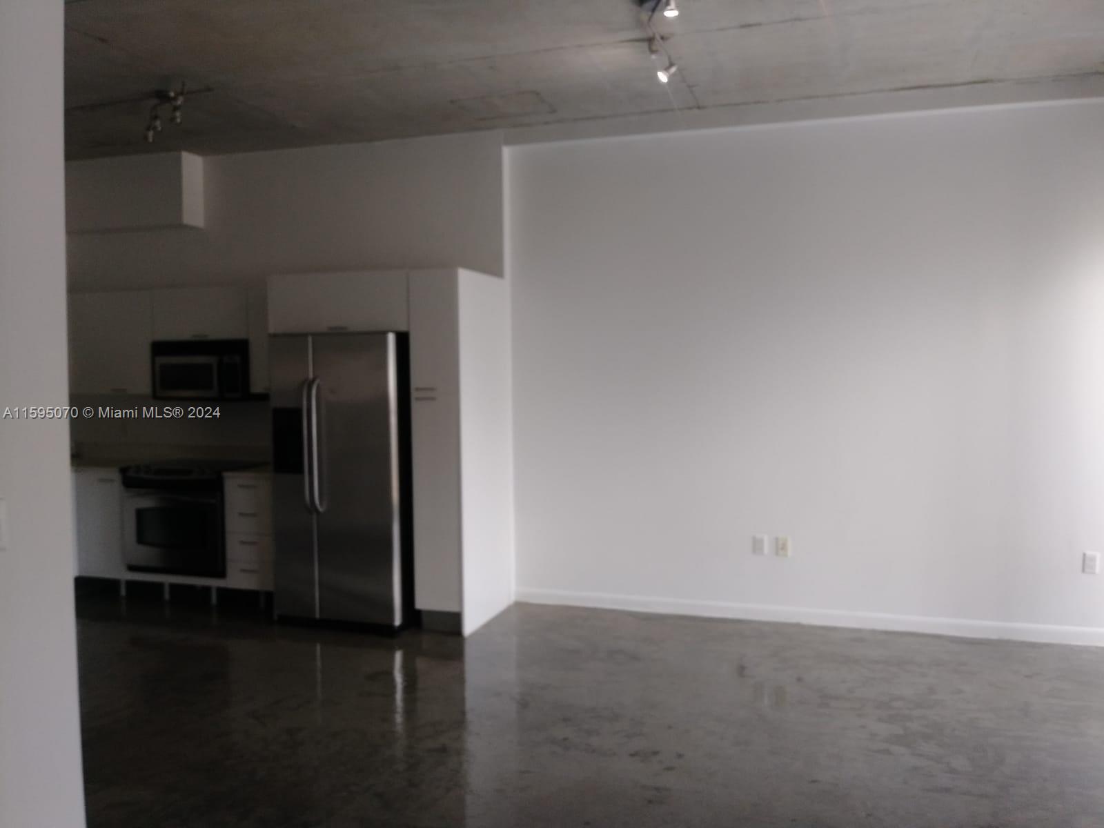 133 NE 2nd Ave # 3403