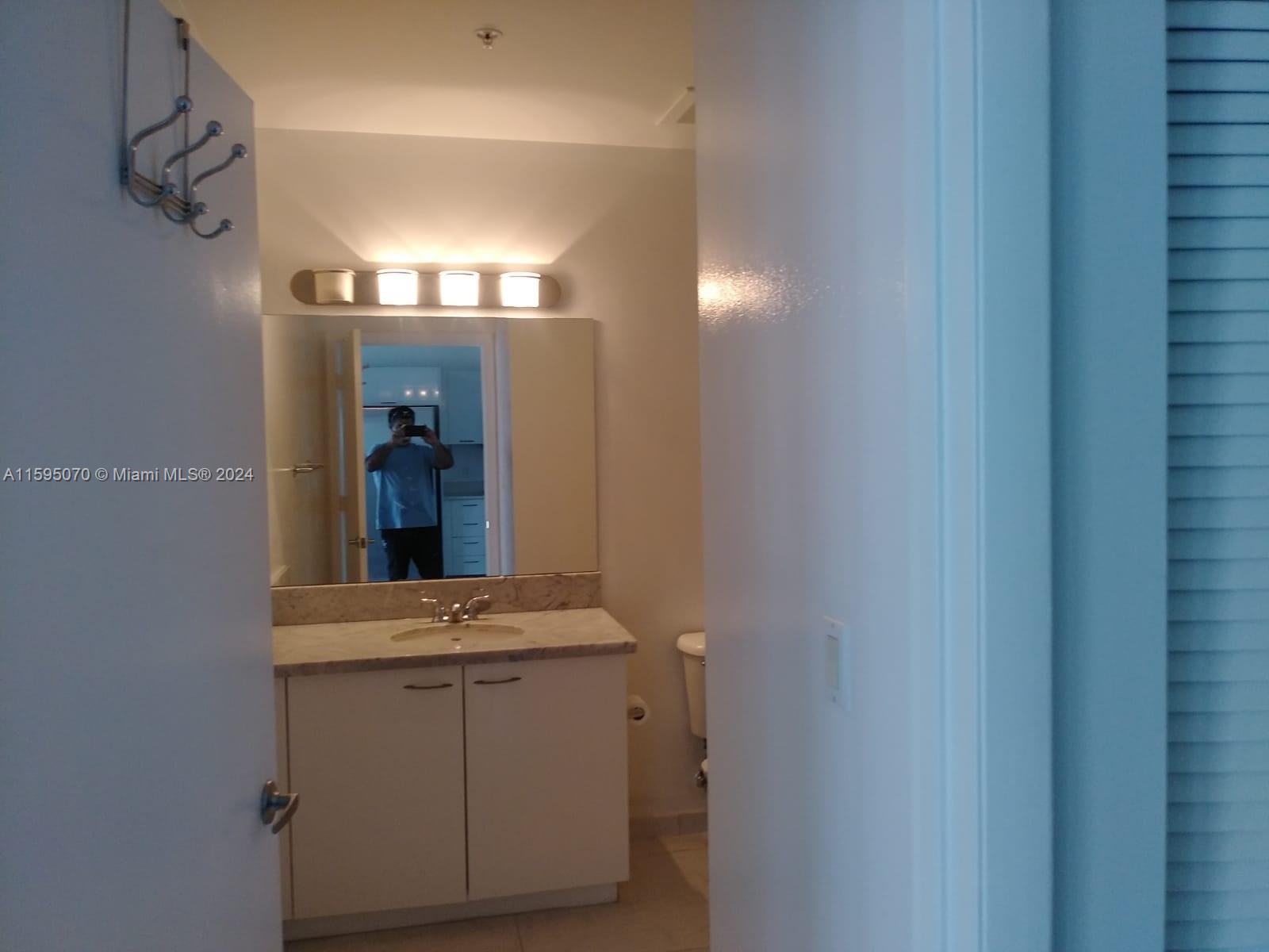 133 NE 2nd Ave # 3403