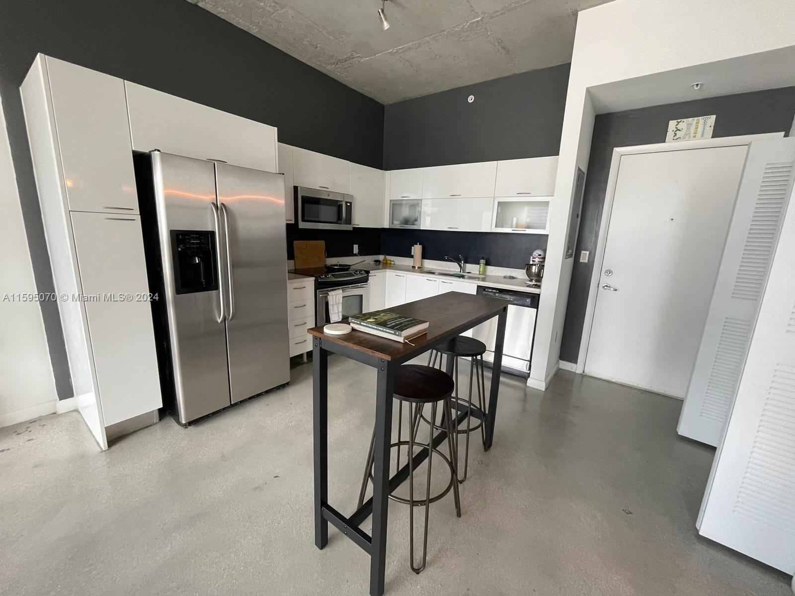 133 NE 2nd Ave # 3403