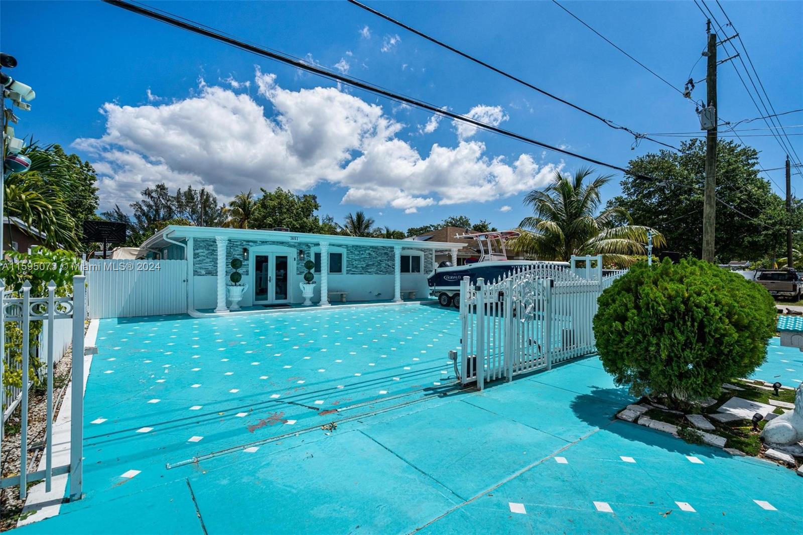 1651 NW 111th St