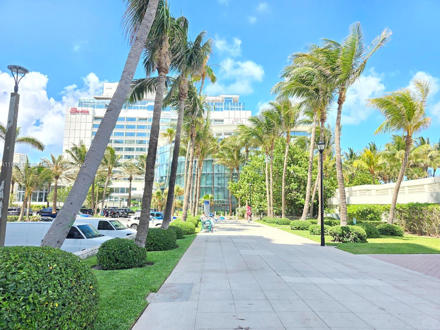 2899 Collins Ave # 1021
