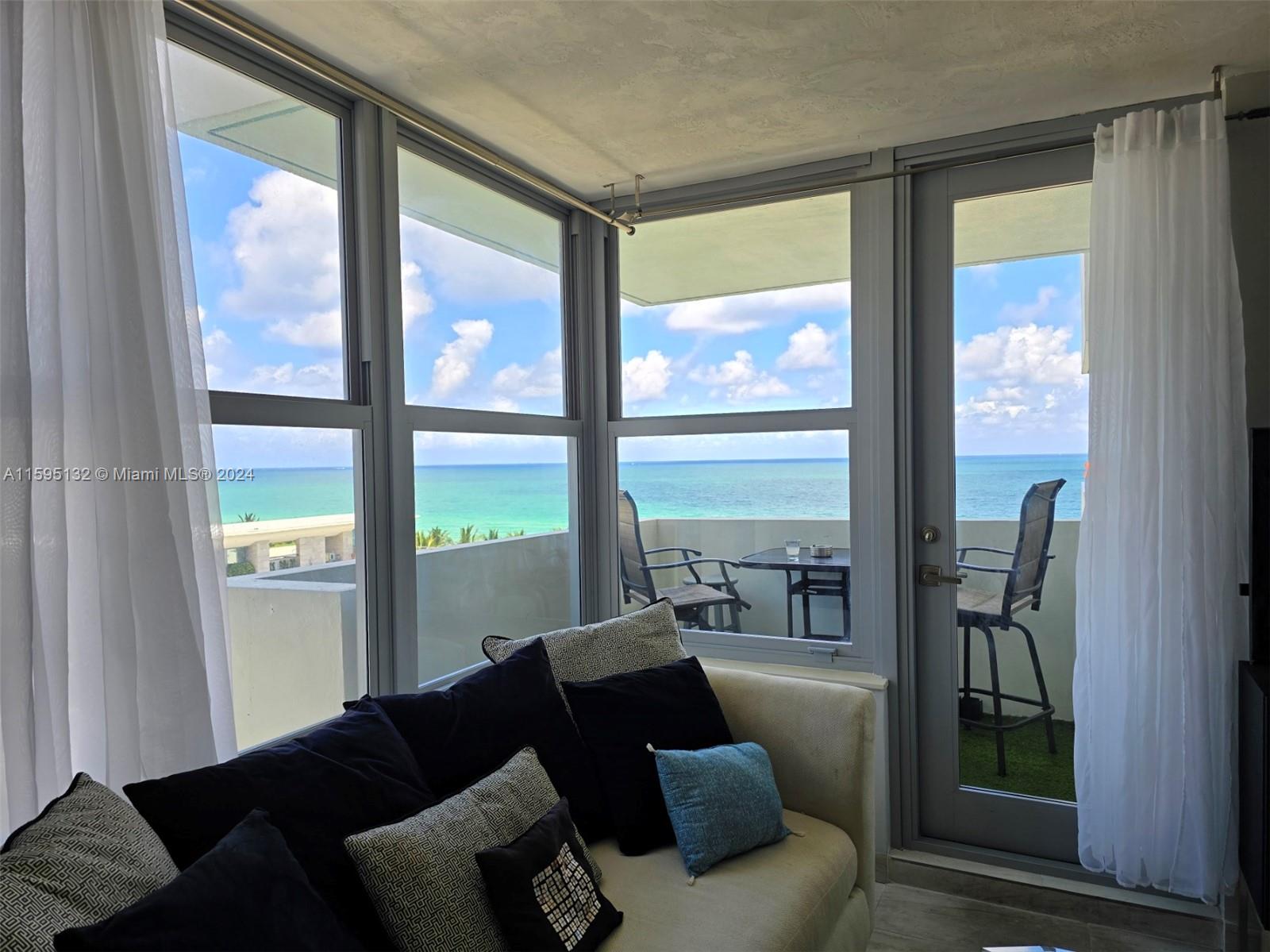 2899 Collins Ave # 1021