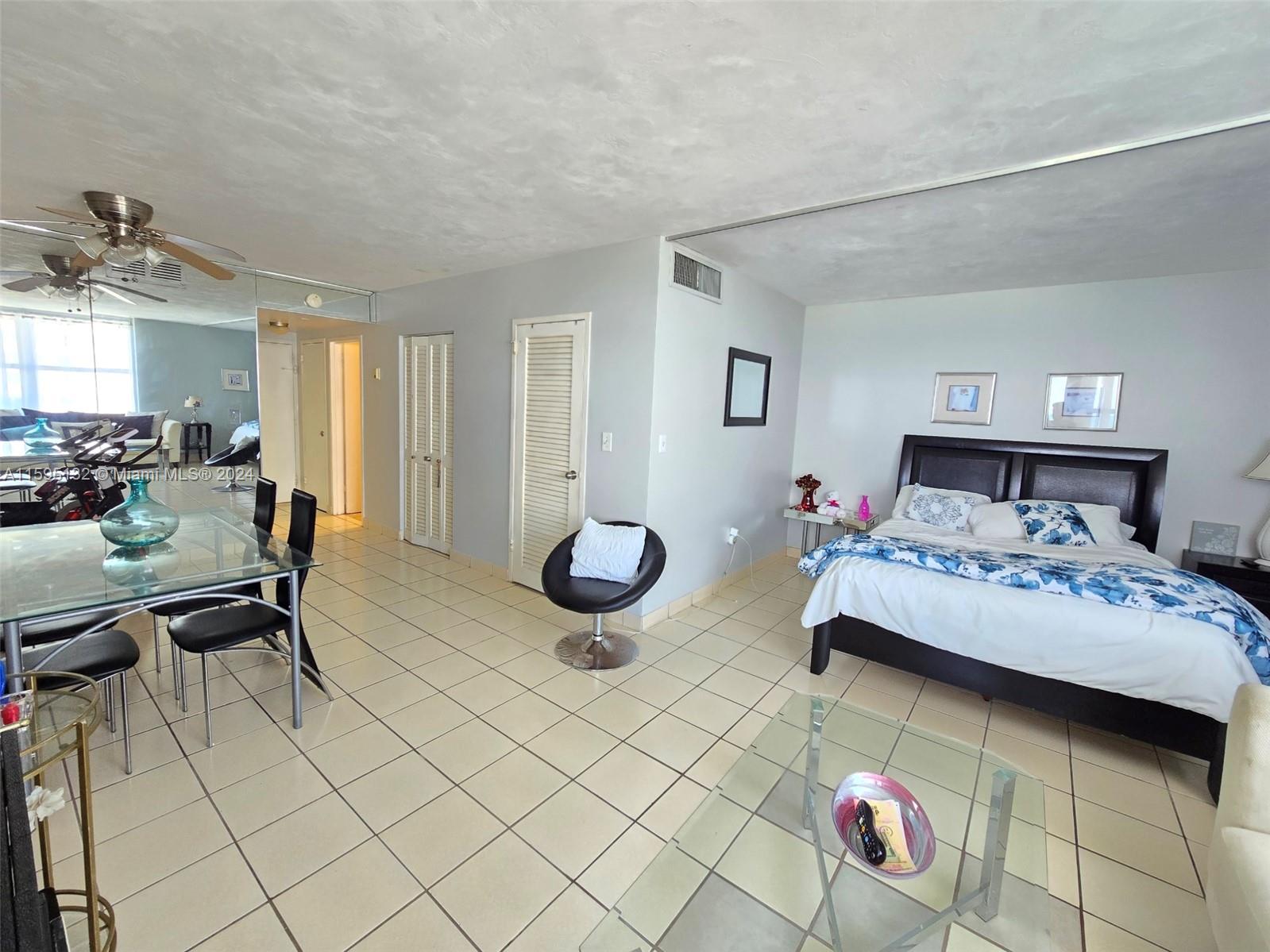 2899 Collins Ave # 1021
