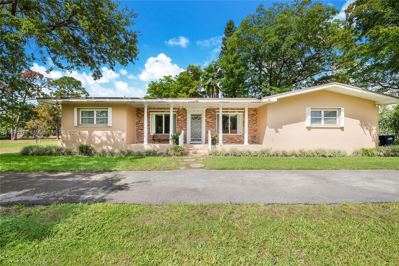 9500 SW 112th Ave
