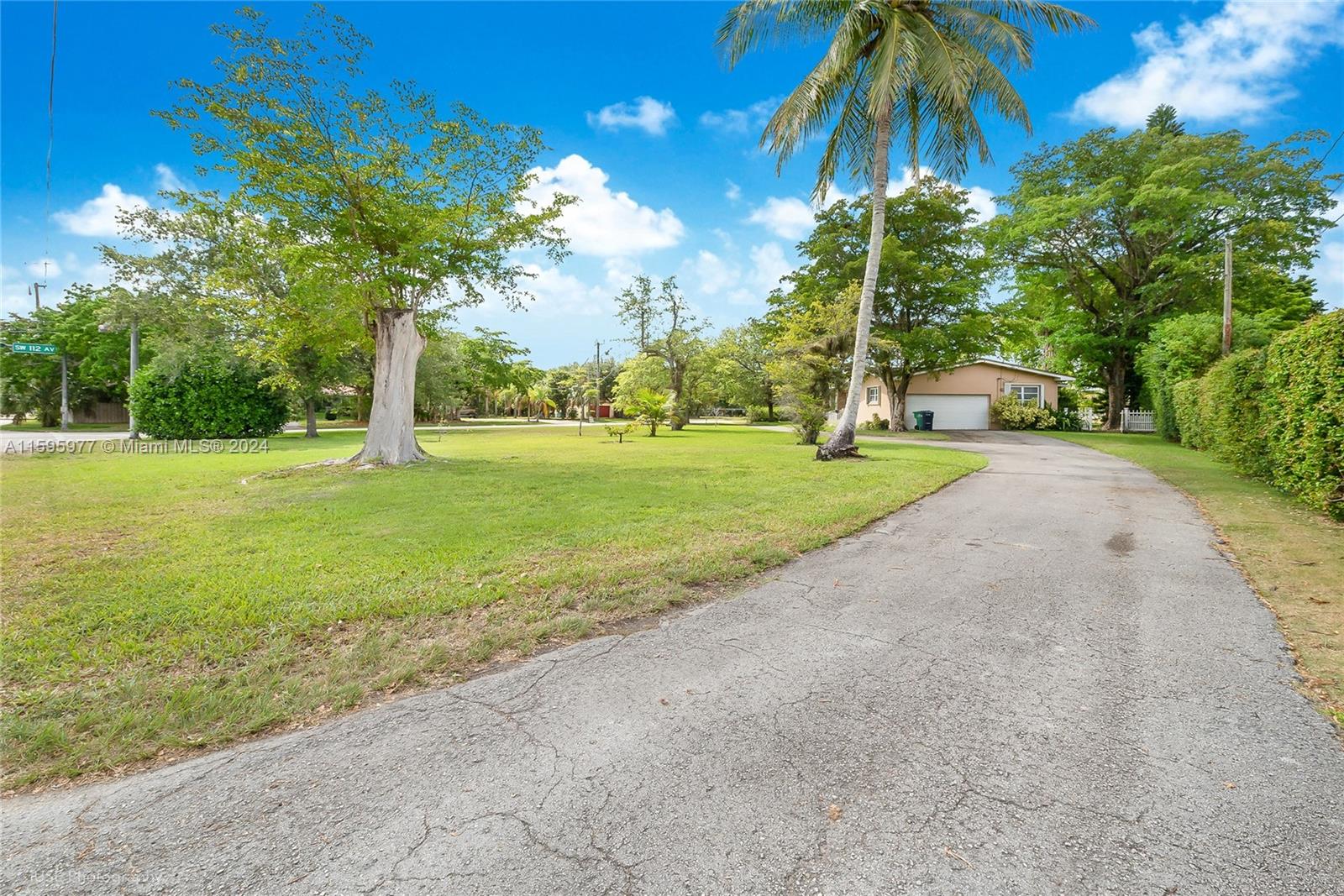 9500 SW 112th Ave