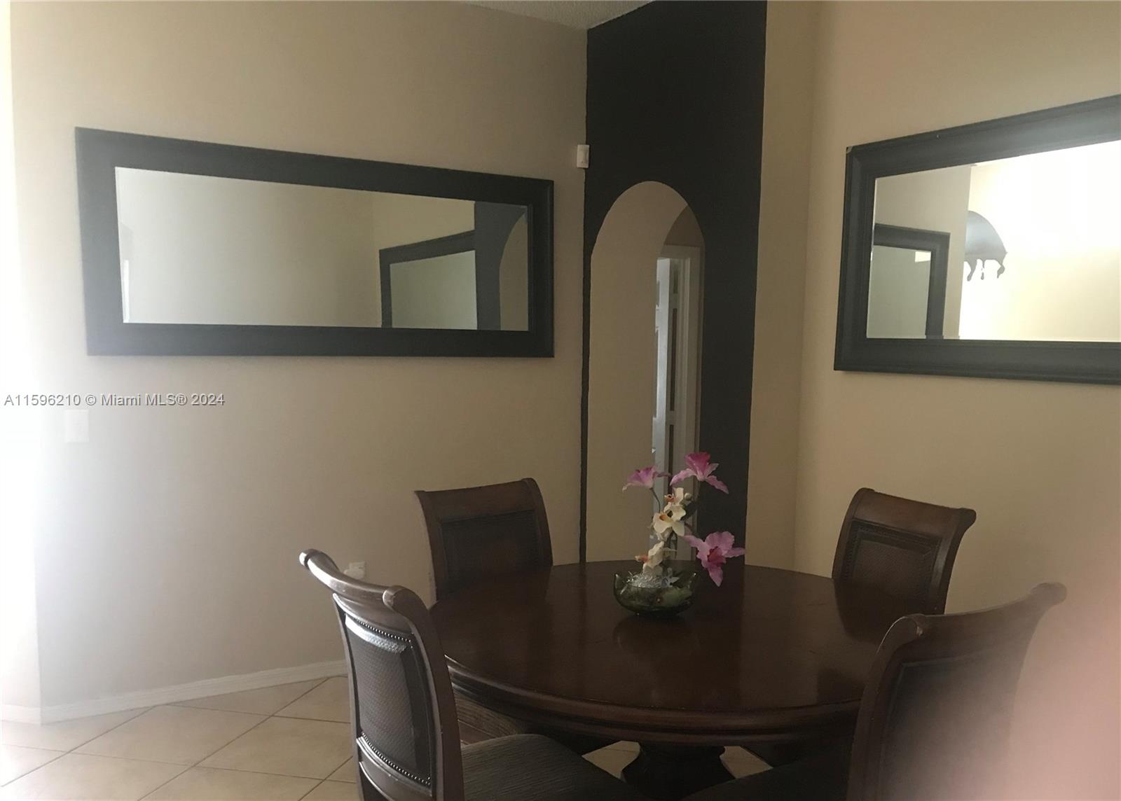 690 SE 29 DR