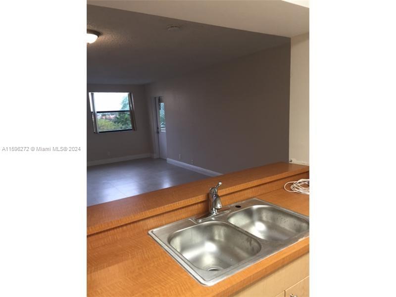 8160 GENEVA WAY # 417